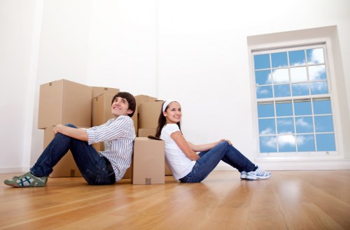 Efficient packing services in Wandsworth storage facility